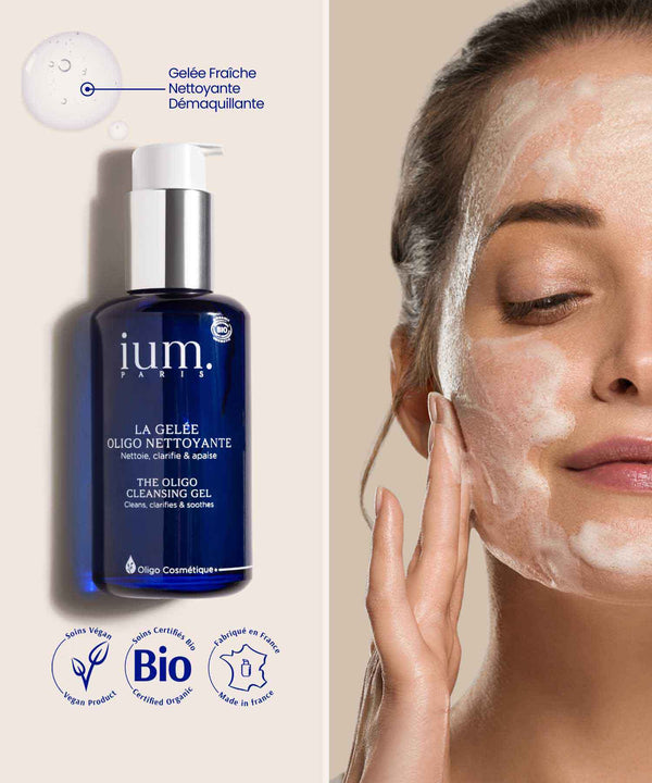 Gelée Oligo Nettoyante IUM Paris : soin bio visage au zinc, nettoyant doux pour peau fraîche, apaisée et démaquillée.